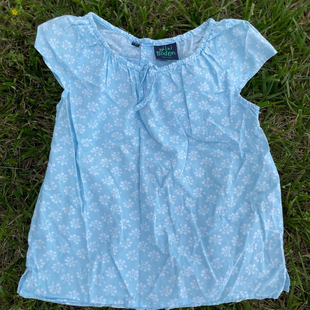 Boden Blue Floral Blouse with Cap Sleeves